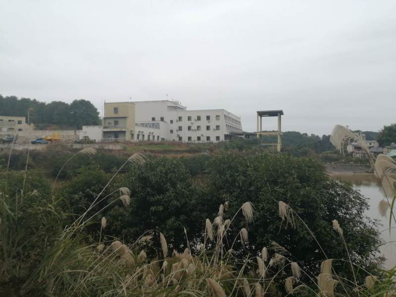 二圣镇100多亩培训基地，价格与业主商量