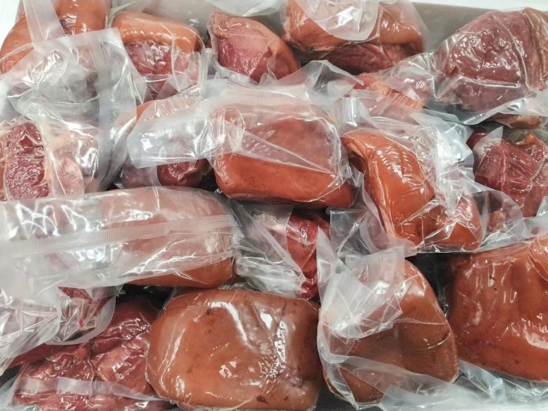 精品带皮熟马肉一手货源，量大从优，诚信经营，全国发