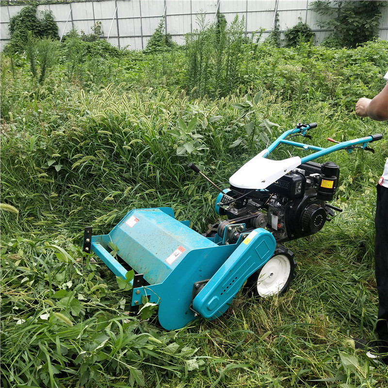 轻便自走式碎草还田机农用桔杆粉碎还田机大马力柴油碎草机