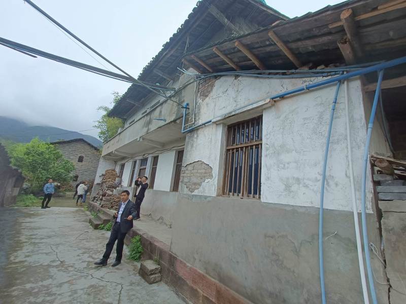 长寿区500平养鸡场➕一栋民房，价格优惠