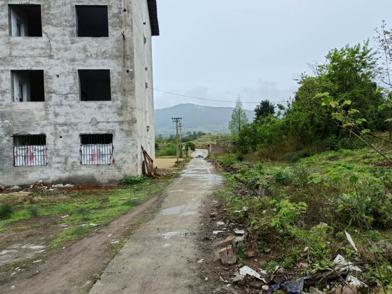 重庆市长寿区，十堰镇3000平民房出Z4层楼，有多个房