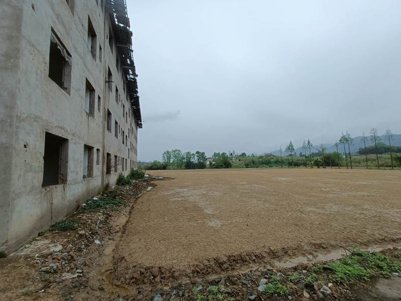 重庆市长寿区，十堰镇3000平民房出Z4层楼，有多个房