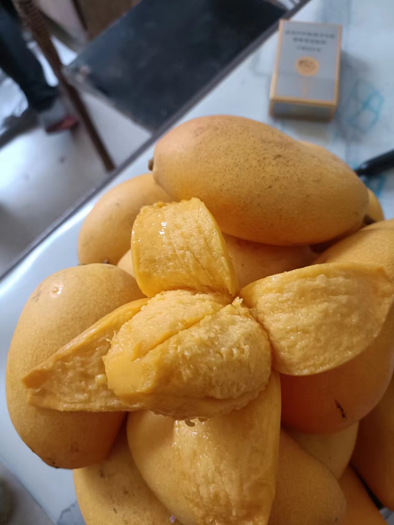 精品小台芒海南产地直供二级果批发零售货源充足量大价优先