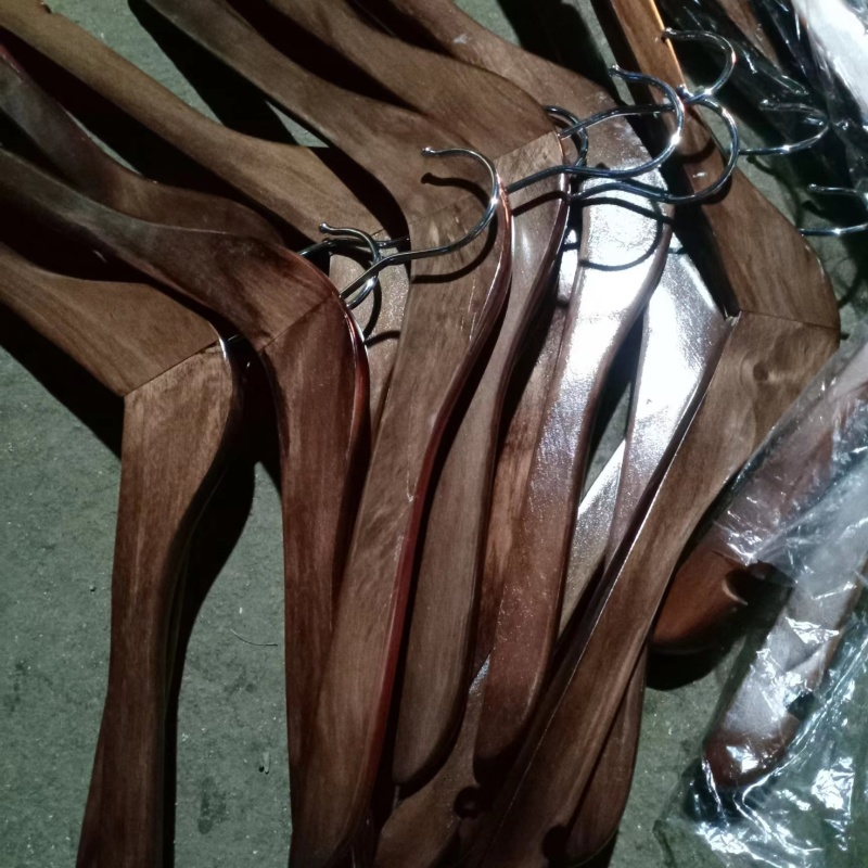 木制衣架质量上乘品质保证全国发货欢迎咨询