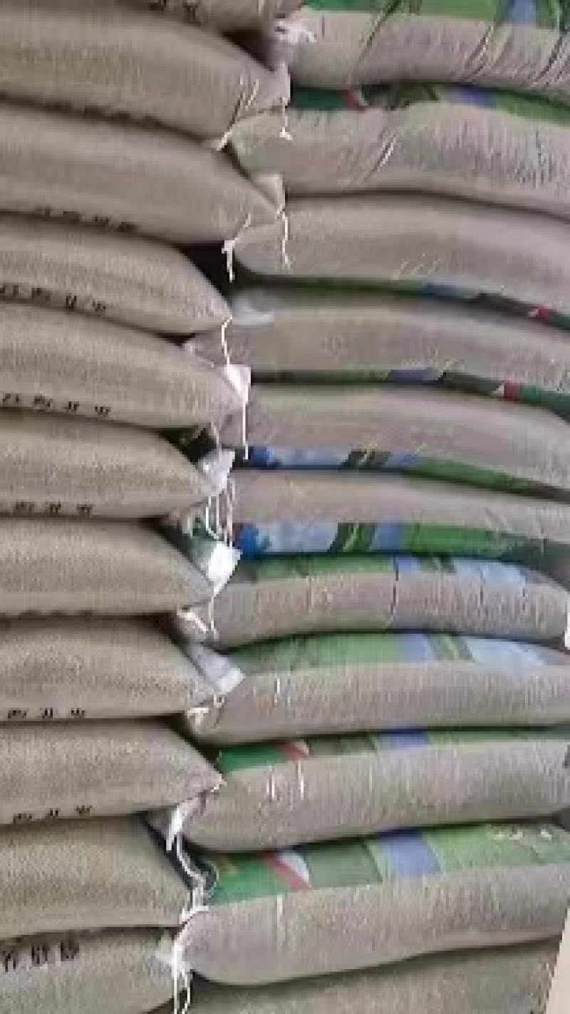 绿豆传统工艺，纯手工制作无任何添加剂，天然纯绿豆粉皮！