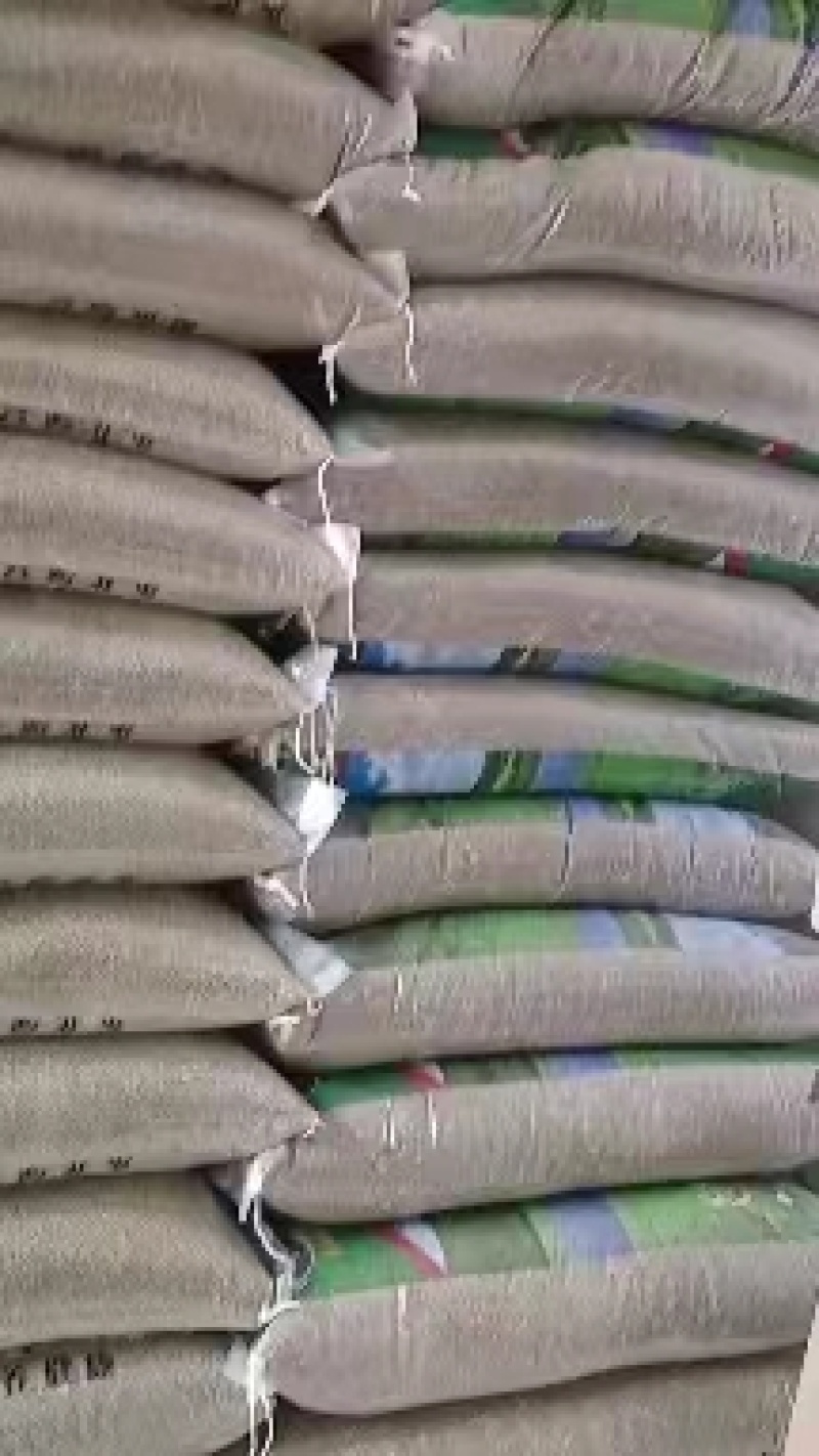 绿豆传统工艺，纯手工制作无任何添加剂，天然纯绿豆粉皮！