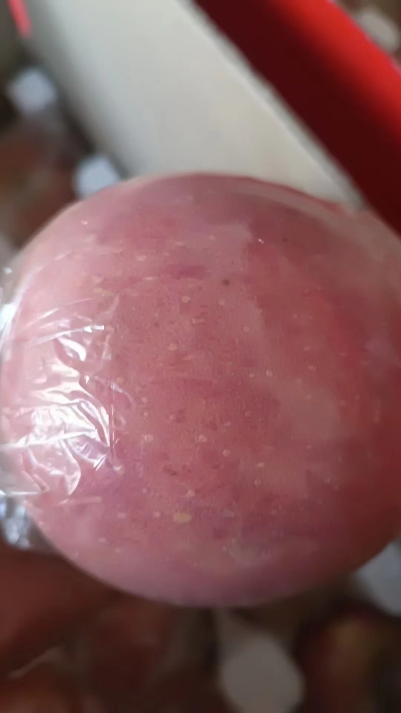 精品冰糖心纸加膜红富士苹果，一手货源，香甜可口，产地直供