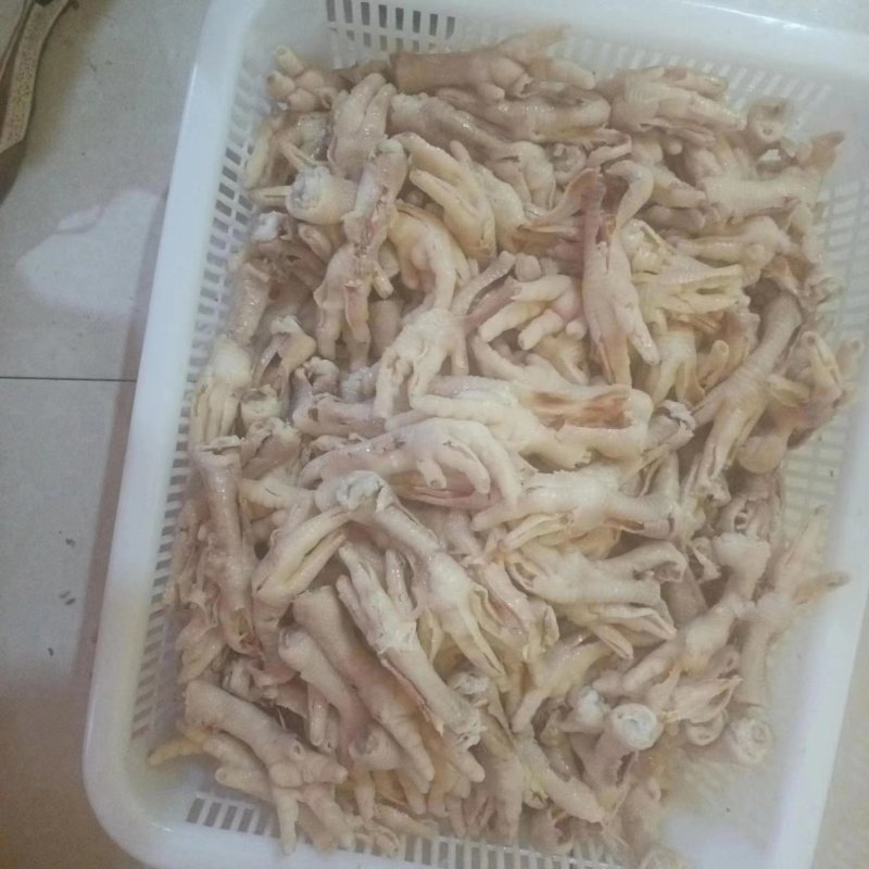 新鲜无骨鸡爪去骨鸡爪货源充足厂家直供饭店卤菜店