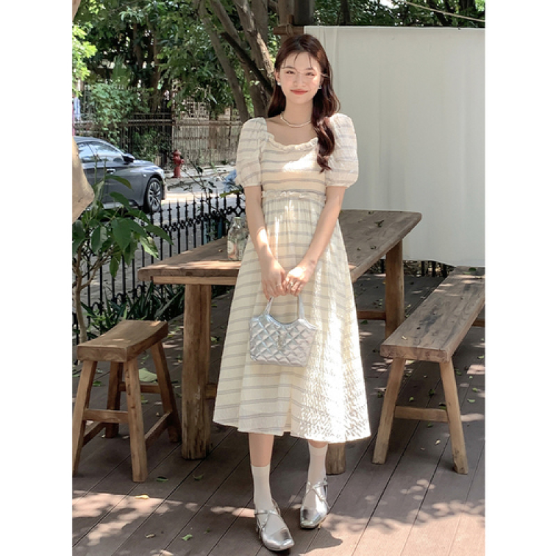现货2023夏季新款法式Chic花边一字领条纹高腰显瘦连