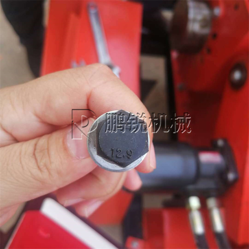 园林树枝粉碎设备移动式柴油型树枝粉碎机干湿碎枝机