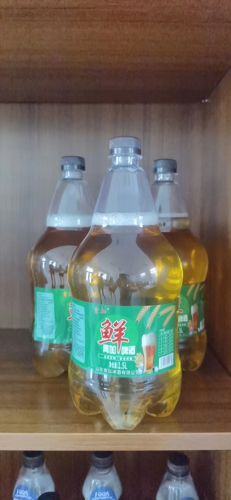 鲜啤酒扎啤大量供应欢迎咨询