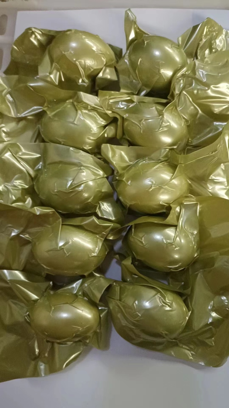精品咸鸭蛋各种规格货源充足量大从优质量保证欢迎咨询