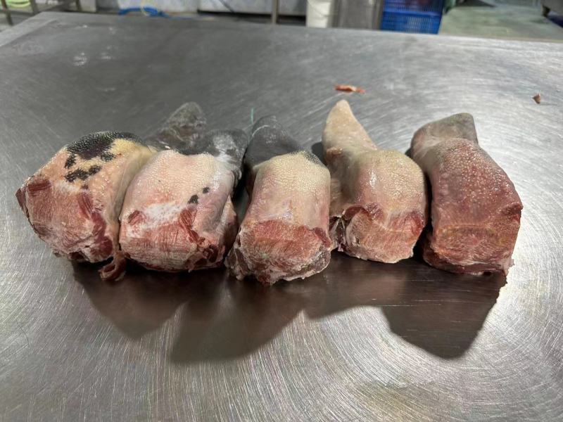 国产清真黑毛和牛牛舌，纯干排酸，适合日料店烧肉店铁板烧！