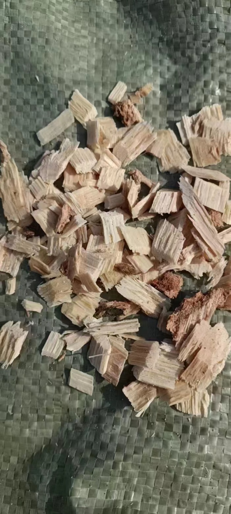 食用菌木屑云南发货不含油脂芳香树种品质好价格便宜
