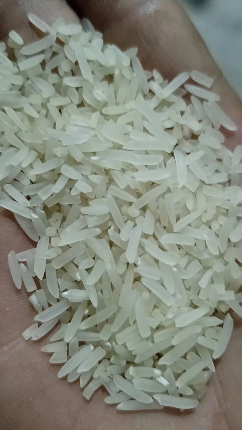 精品大米，今年新米，质量三包，口感更香，量大价优