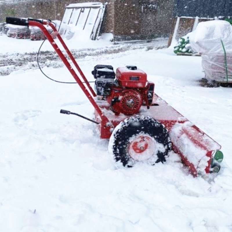 高速路扫雪机汽油带动除雪机手推式汽油动力铲雪机