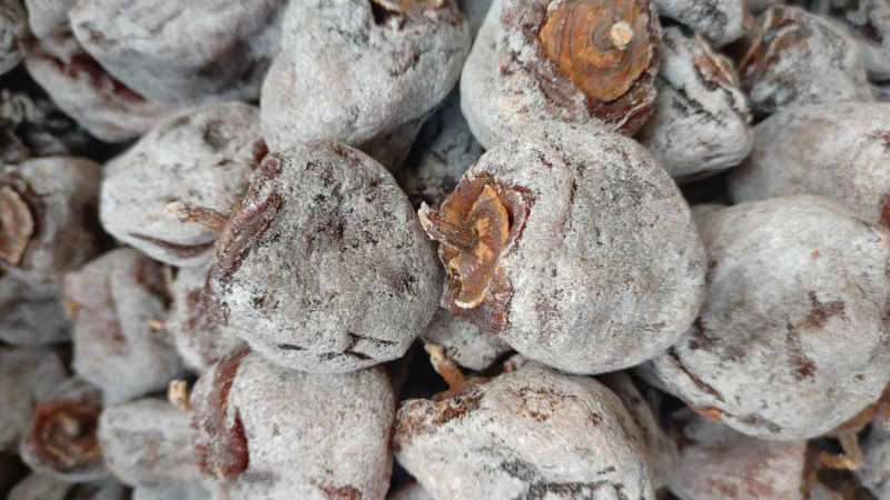 涉县柿饼，自然上霜，天然好吃，纯手工制作，欢迎来电