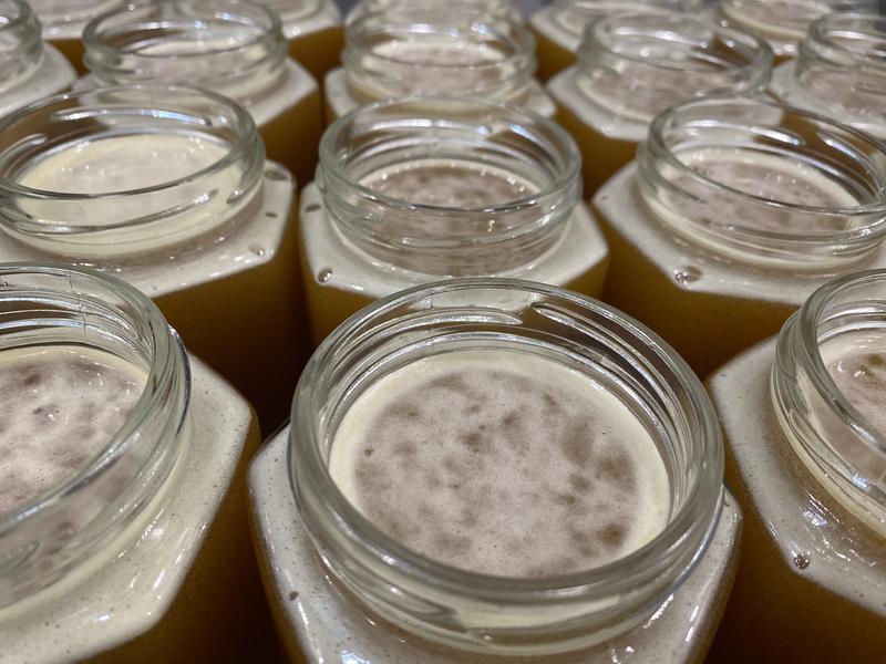 【推荐】青海海东高原蜂蜜养殖一手货源价格稳定常年供货