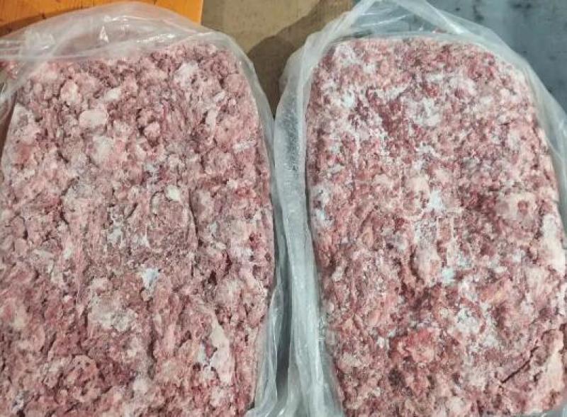 山东冻猪肉丝，肉丝干净卫生产地直发可视频看货欢迎咨询