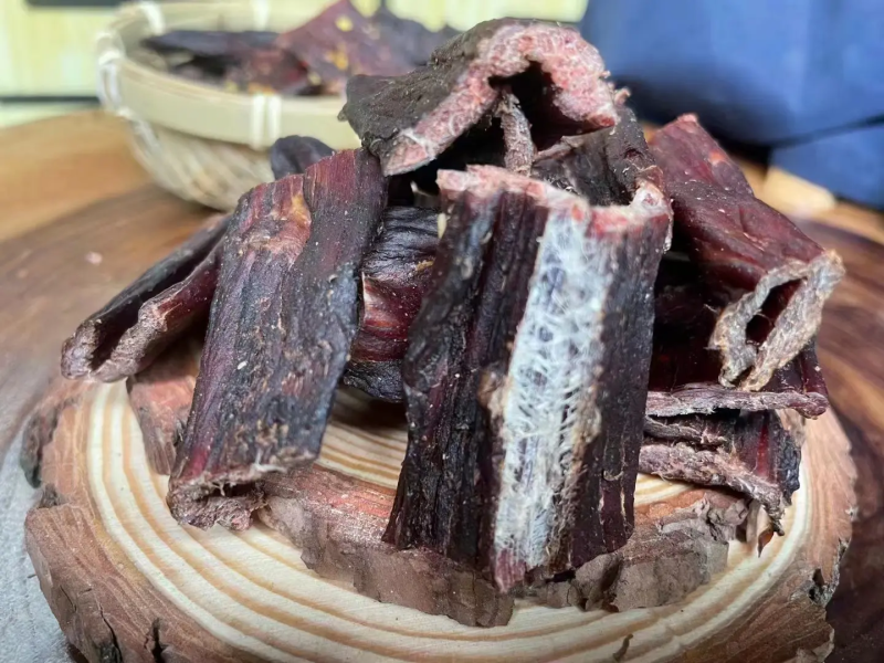 凉山手撕牛肉干，美味好吃，价格美丽，欢迎进店咨询采购！