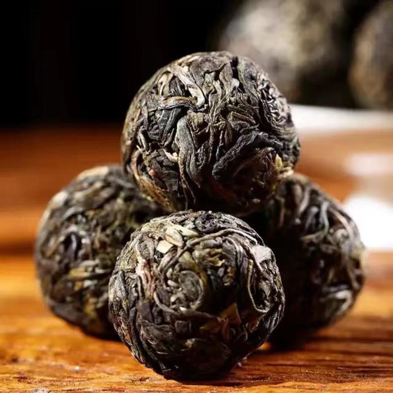 勐海古树普洱茶，产地直发，质量有保证，欢迎选购