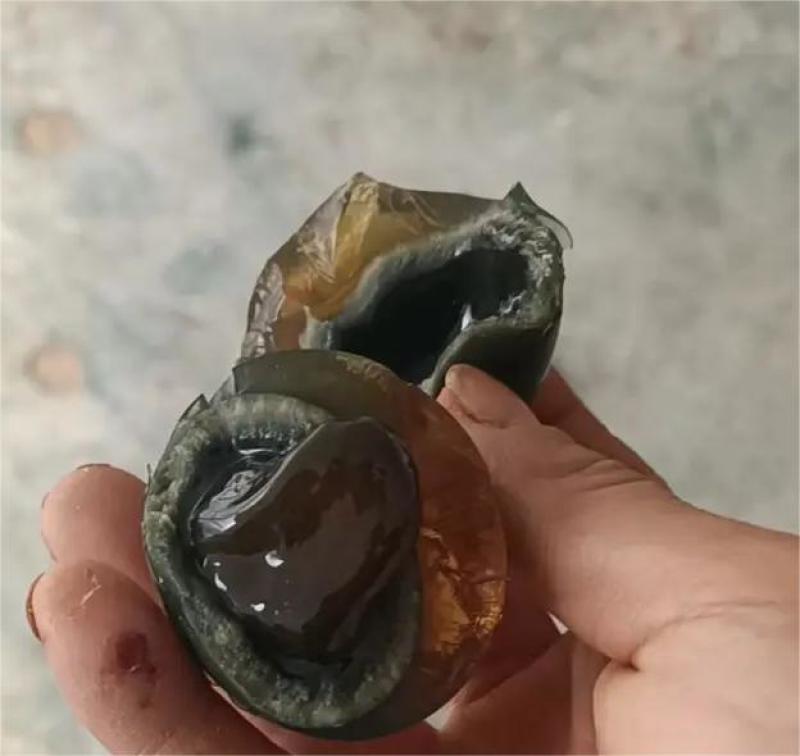 【推荐】松花蛋大量现货量大从优现货先发欢迎电话联系
