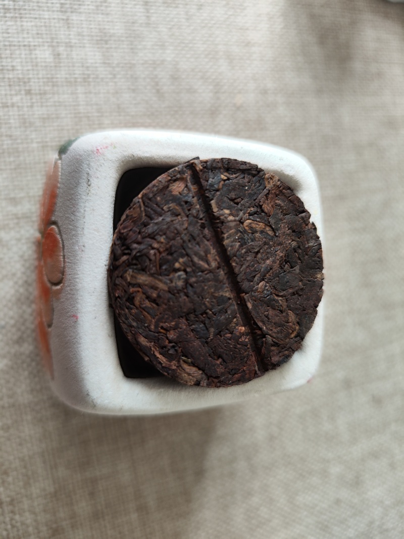 老班章熟茶2019年陈韵小班章普洱茶熟茶8g/片