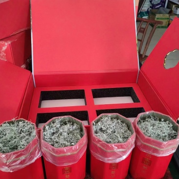 张家界礼盒装莓茶，产地直发，大量有货，欢迎大家来电咨询