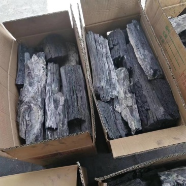 贵州精品青岗炭，烧烤炭。品质好，耐烧，易燃，欢迎选购