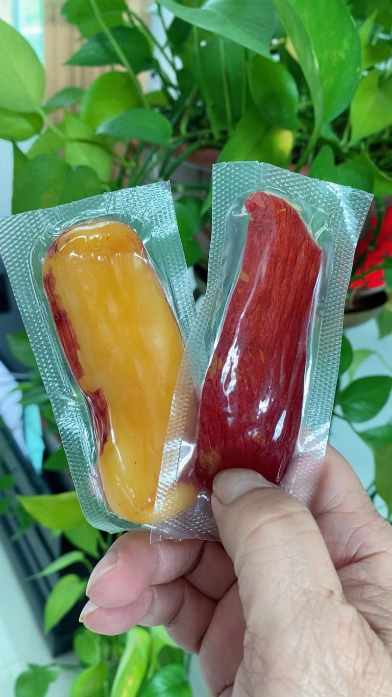 红瑶烤香薯，采用日本原种红瑶为原料，高端产品