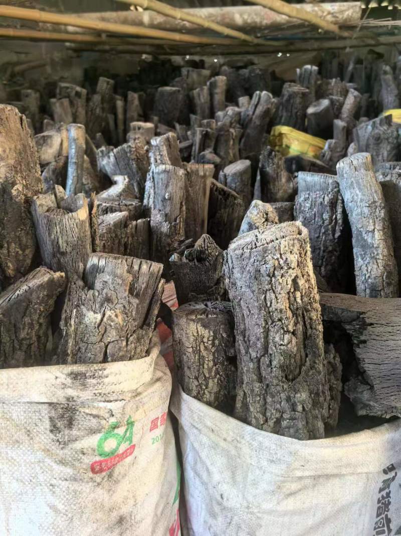 炭，精品菊花炭，烧烤炭，产地直发，无烟，，耐烧，高温，