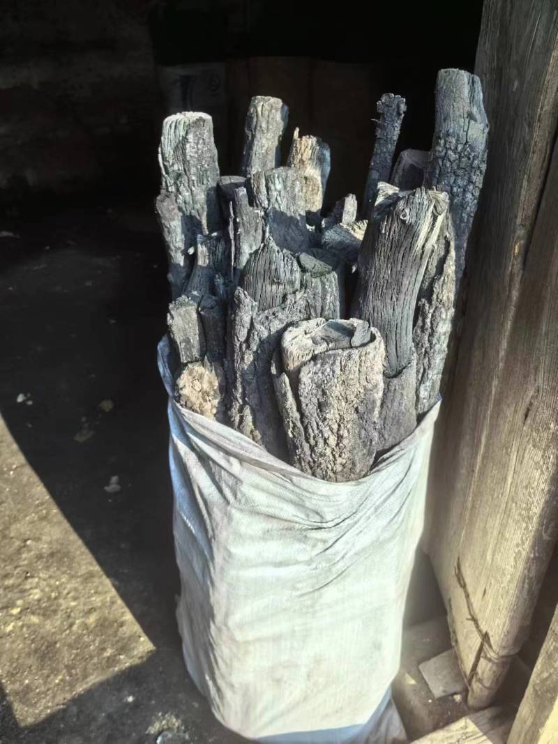 炭，精品菊花炭，烧烤炭，产地直发，无烟，，耐烧，高温，