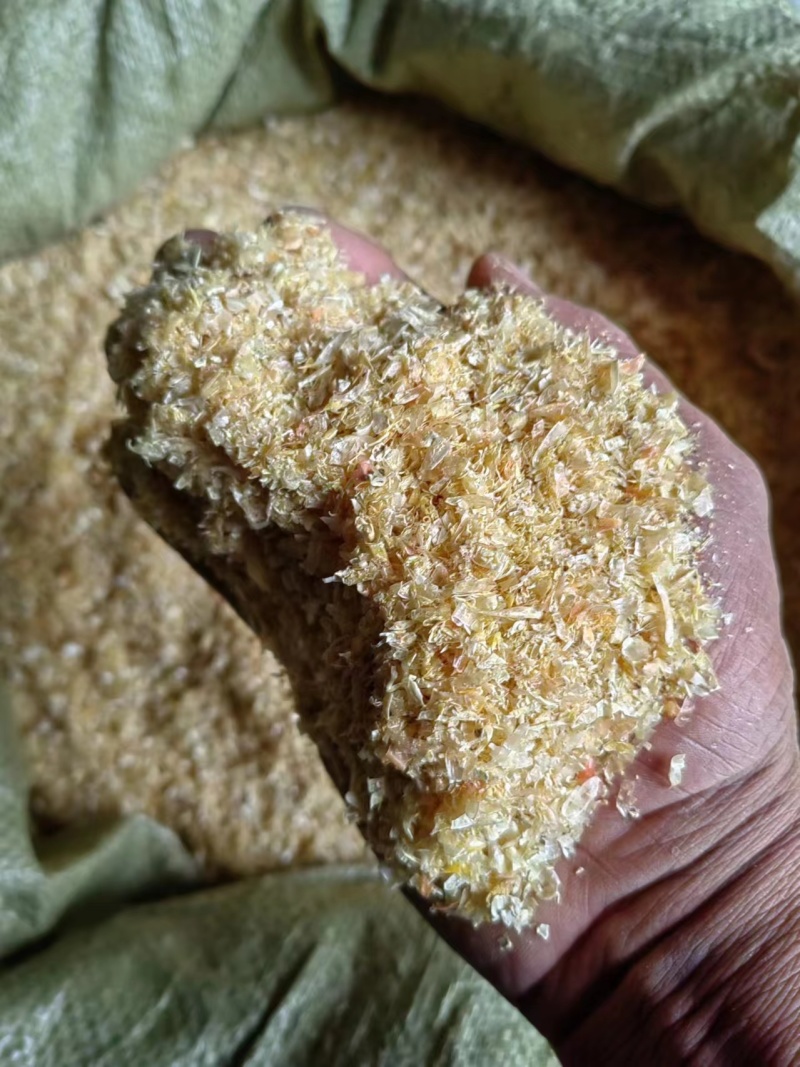 玉米皮白皮常年牛羊饲料对接养殖厂饲料经销批发商