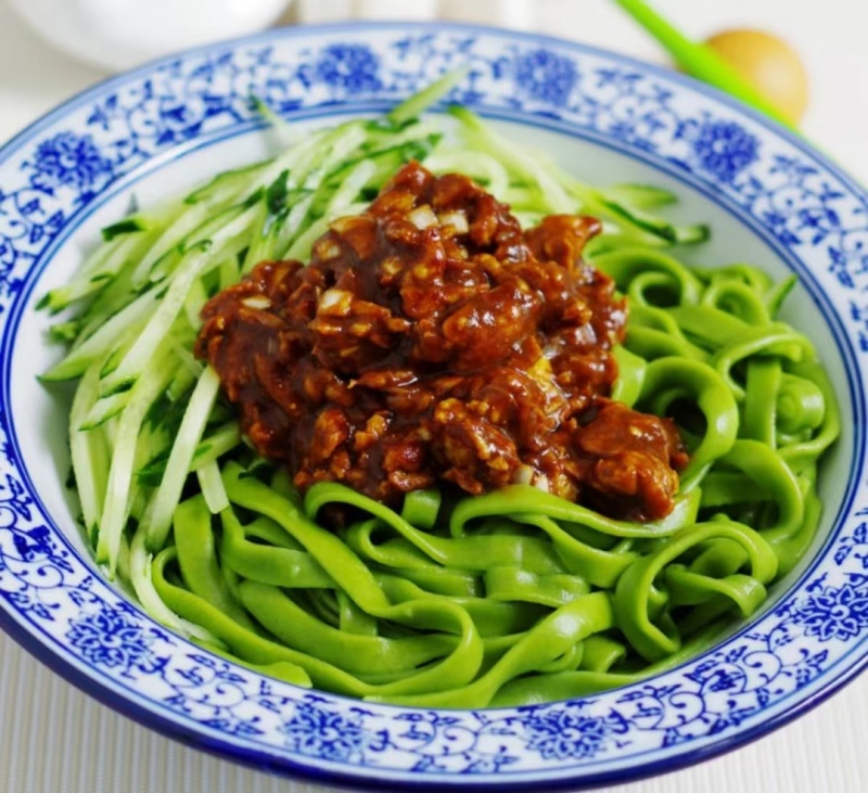 手弹菠菜面早餐面食冷冻半成品菠菜面火锅麻辣烫小吃商用
