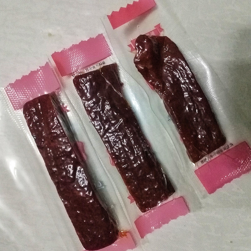 风干牛肉干新疆解馋香辣味五香孜然手撕即食食用营养健康熟食