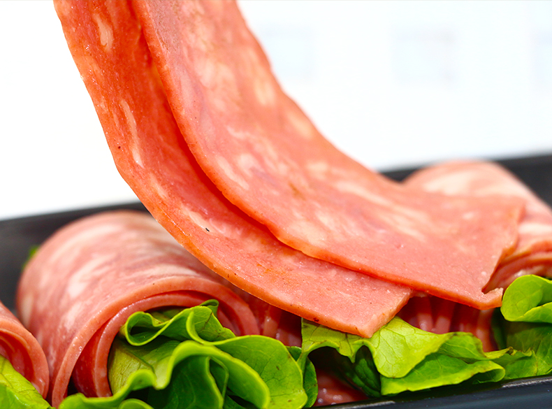 东北烧烤中的生菜包肉