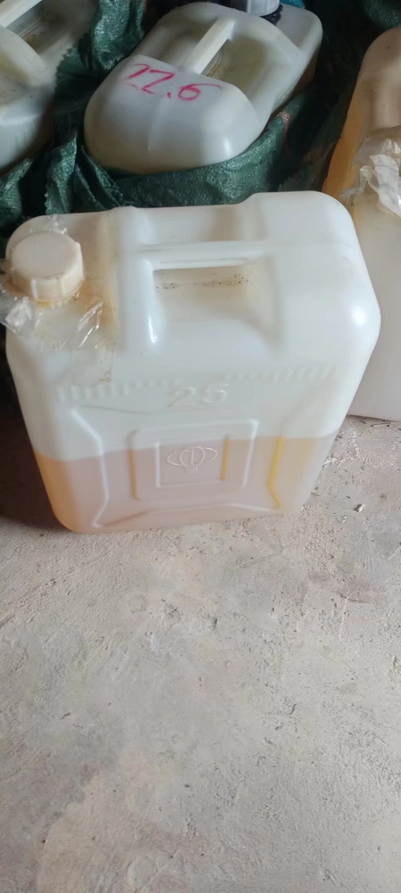云南精品山苍子油自家压榨品质保证量大价优欢迎咨询