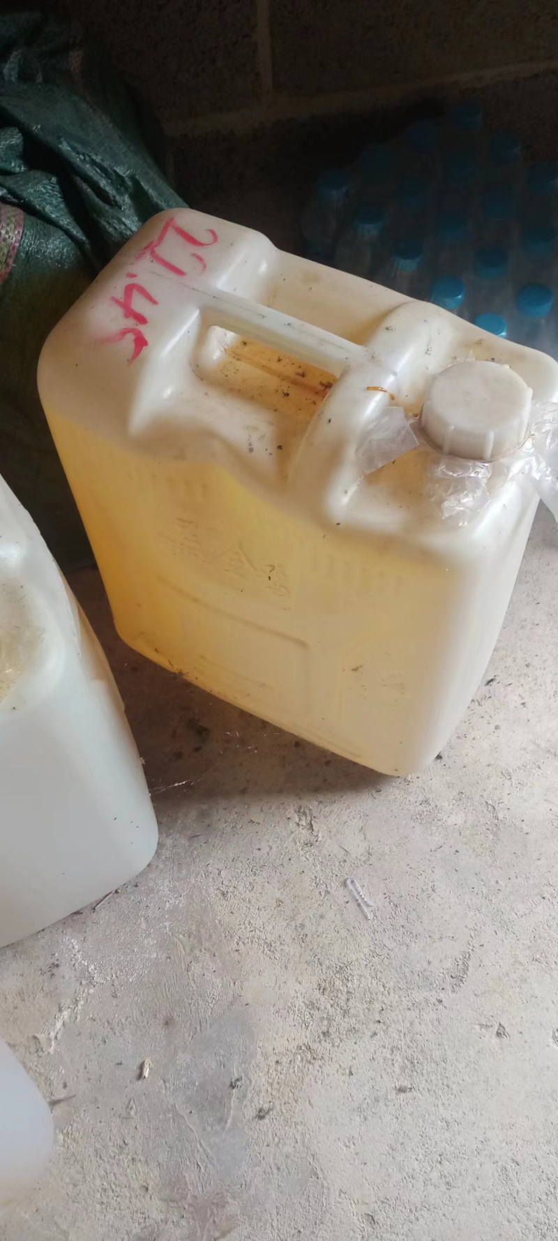 云南精品山苍子油自家压榨品质保证量大价优欢迎咨询