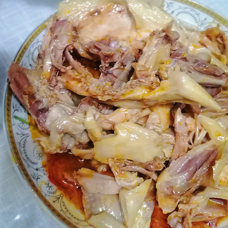 椒麻鸡新疆特产麻辣真空熟食手撕即食营养食用鸡肉产地批发