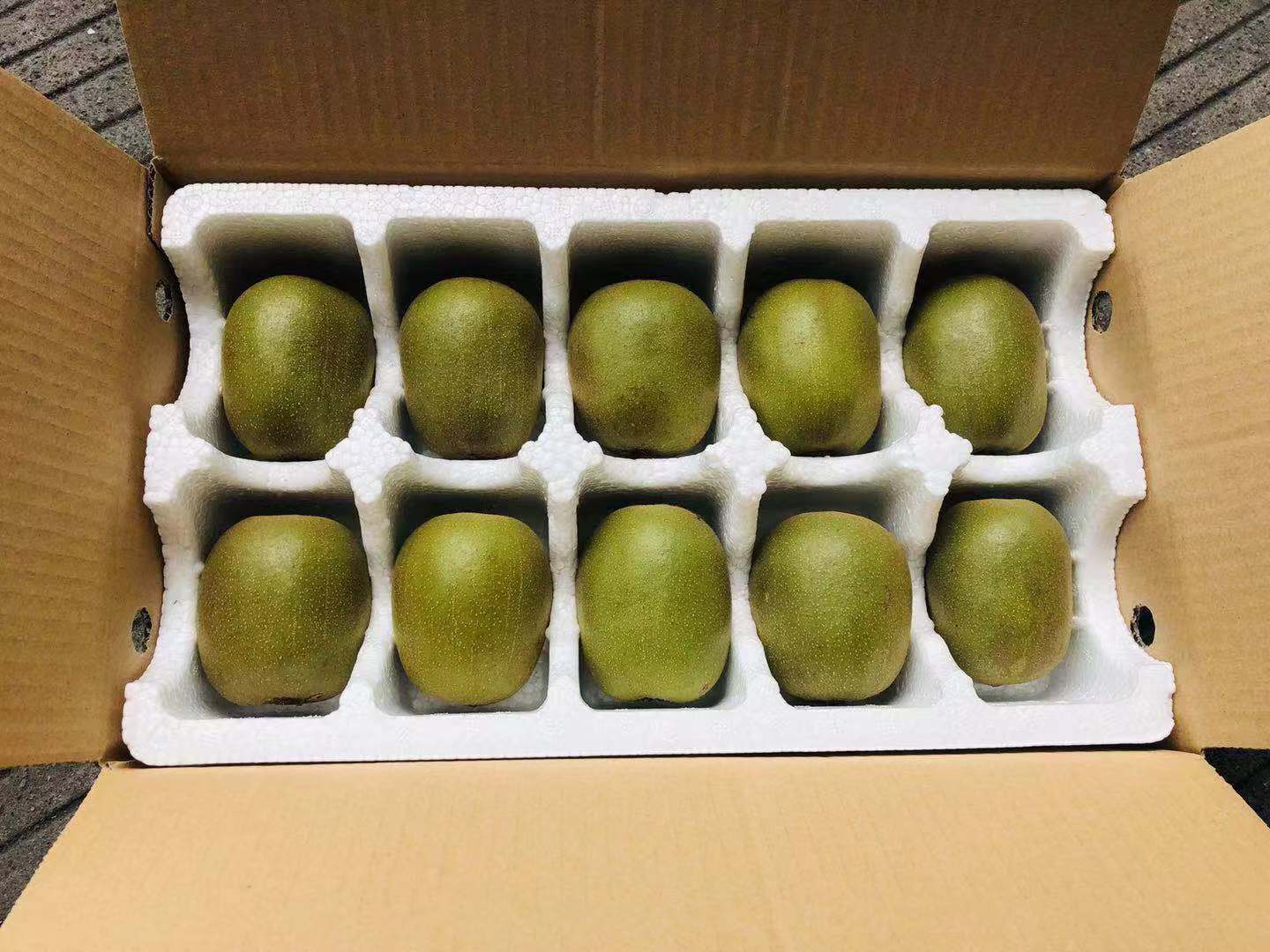 红心脐橙礼盒包装展示图