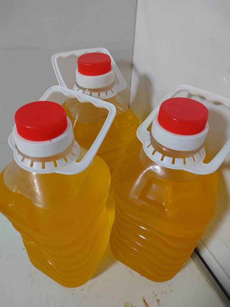 新疆自榨葵花籽油好吃不腻手工制作产地直发可视频看货