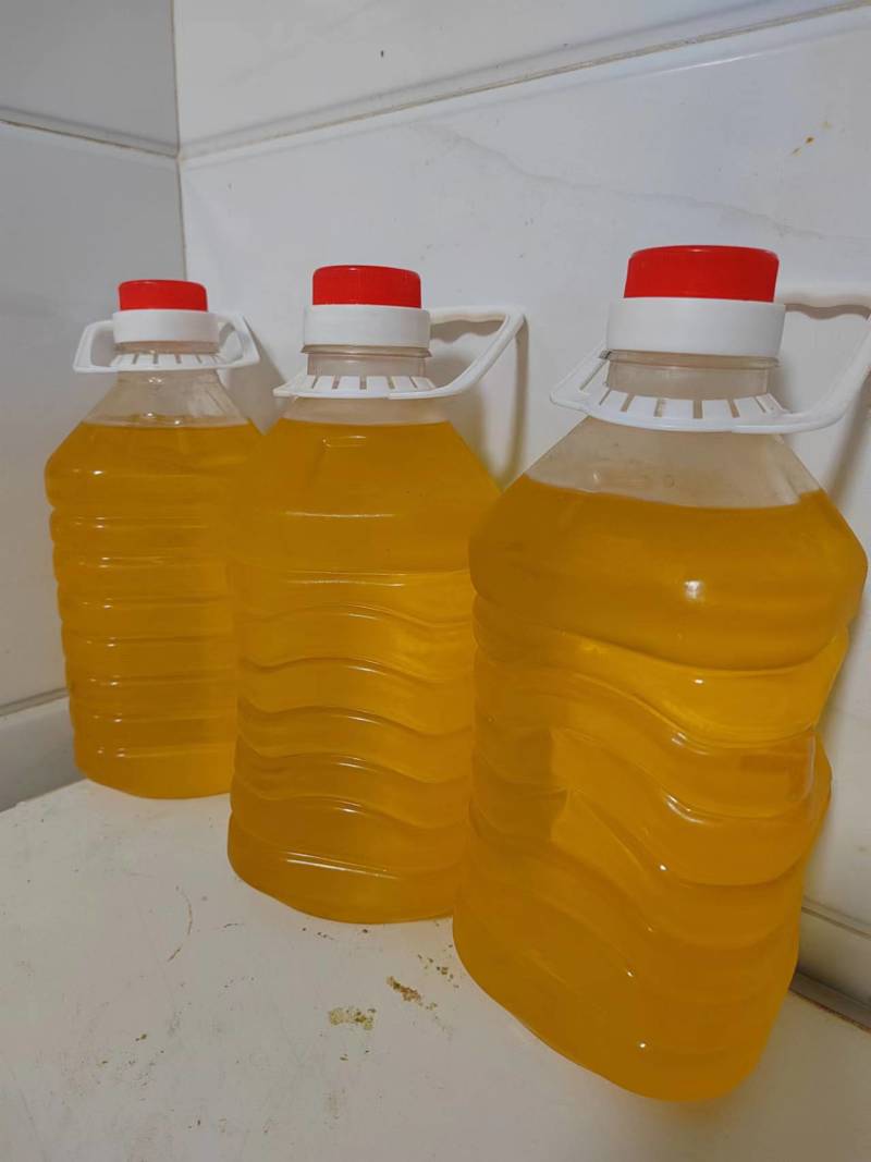 新疆自榨葵花籽油好吃不腻手工制作产地直发可视频看货