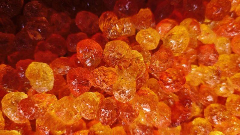 湖北随州精品桃胶颗粒纯人工精修剪无杂质高品质保障