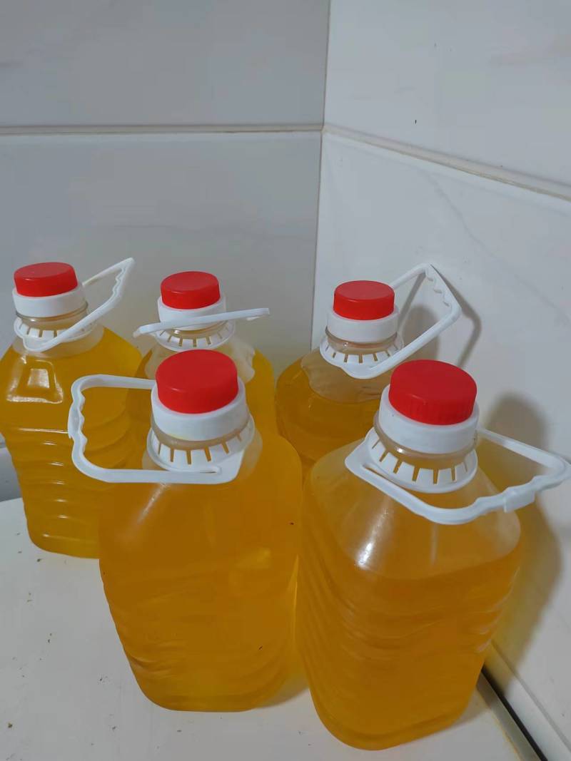 新疆自榨葵花籽油好吃不腻手工制作产地直发可视频看货