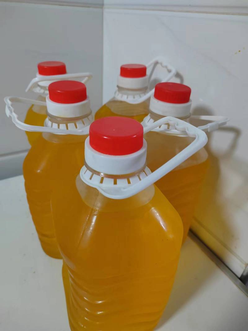 新疆自榨葵花籽油好吃不腻手工制作产地直发可视频看货