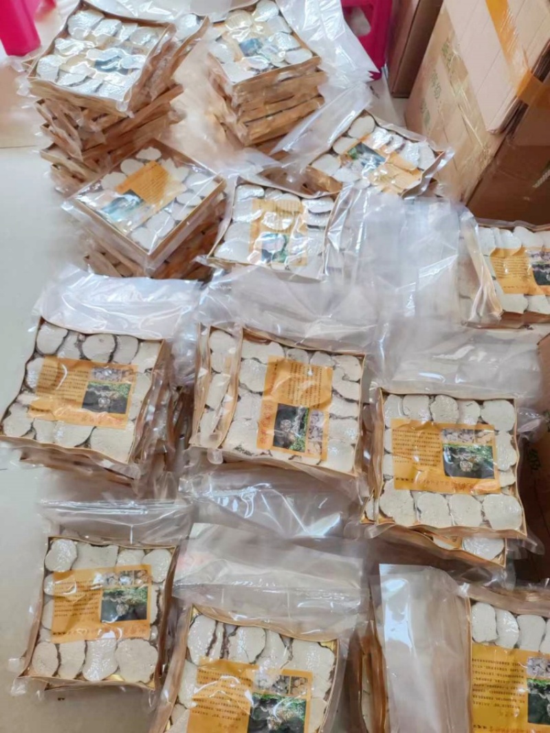 云南虎奶菇干货煲汤市场虎奶菌250克盒装散装大货批发菌菇