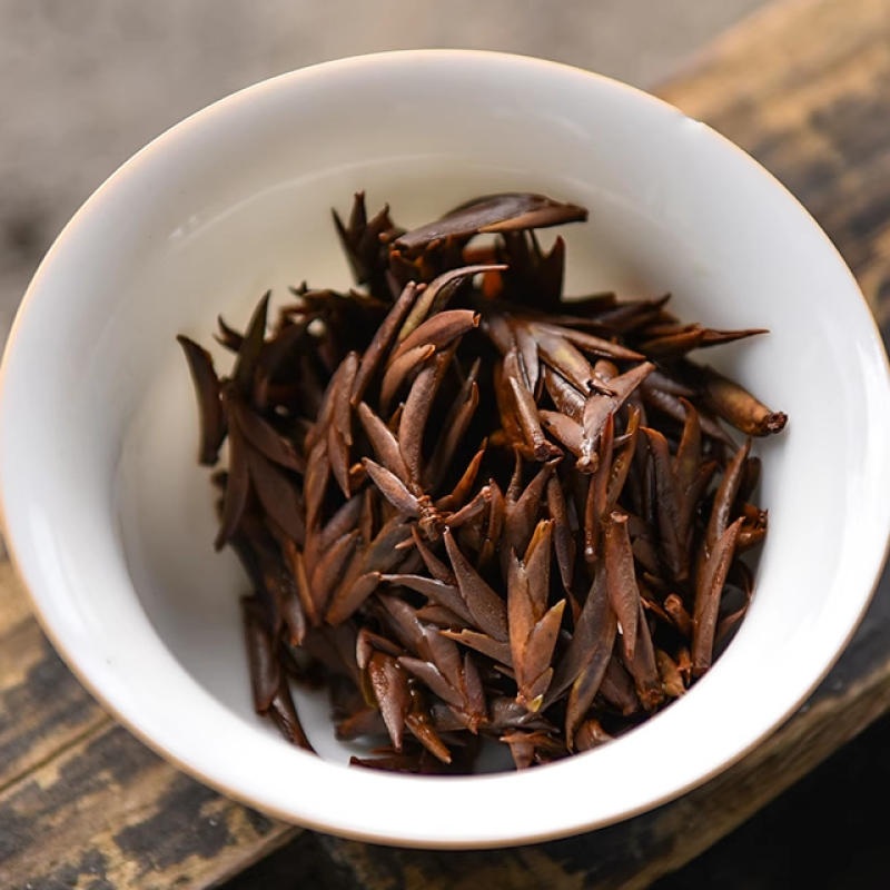 紫芽苞红茶红茶云南古树红茶紫芽苞花香蜜甜芽苞红