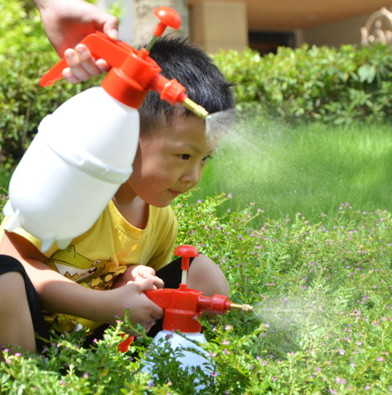 园艺1.5L喷雾器浇花壶洒水壶塑料手动气压式喷壶喷水壶小