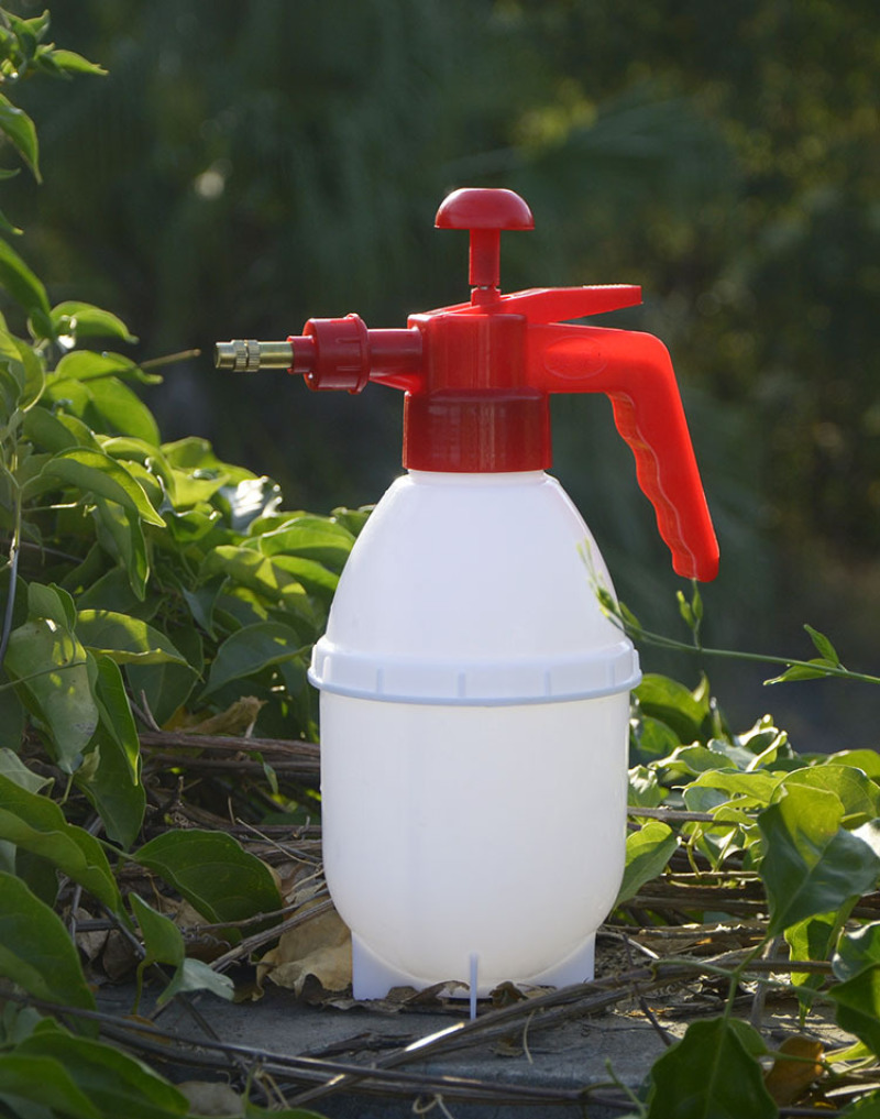 园艺1.5L喷雾器浇花壶洒水壶塑料手动气压式喷壶喷水壶小