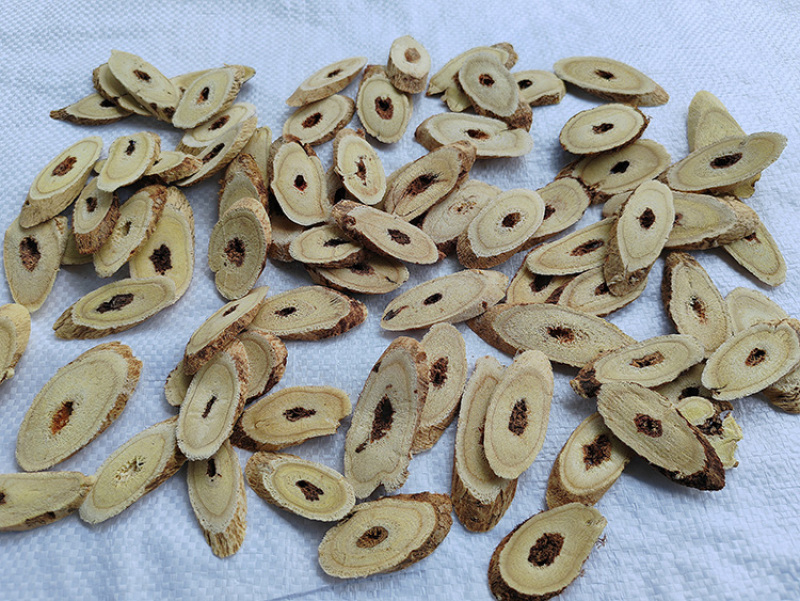 甘肃野生黄芪龙眼片批发10年野生黄芪切片含量高自然晒干无